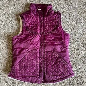 Roxy maroon quilted Sherpa lined vest medium uw